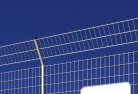 Lavingtontemporary-fencing-5.jpg; ?>